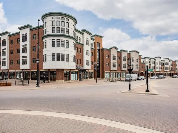 843 Quarry Rd APT 318, Coralville, IA 52241