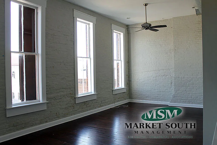 Broughton Street Loft — Photo 3