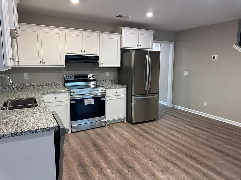 211 Mountaindale Dr — Photo 9