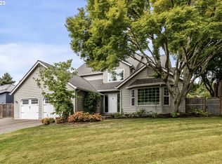 6207 SW Dolph Dr, Portland, OR 97219