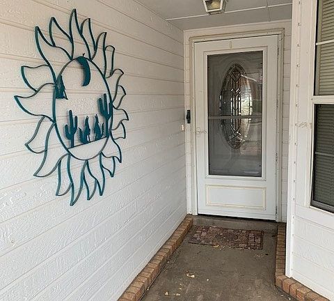 2nd image of 203 Shadow Mountain Dr