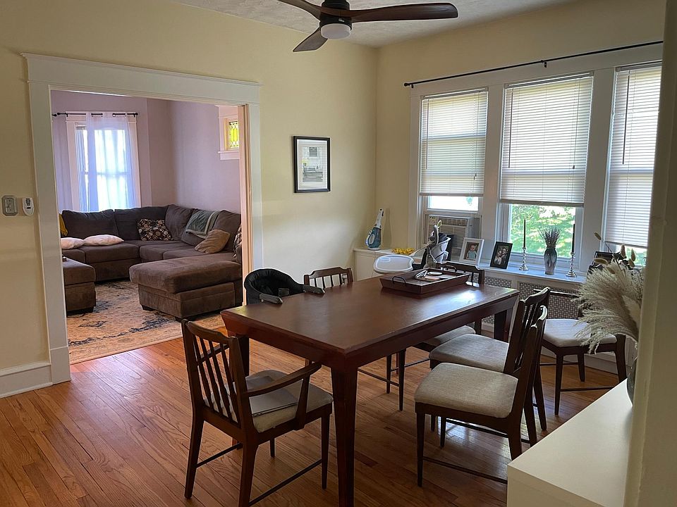 1st image of 932 Western Ave #2