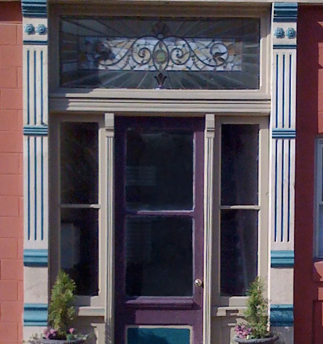 615 Poplar St — Photo 4