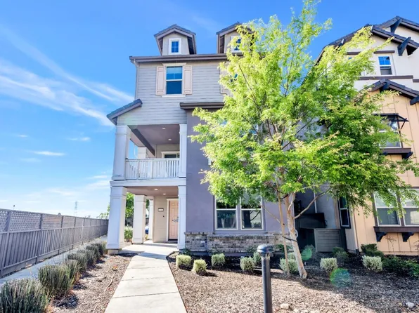 1488 Hidden Creek Ln, Milpitas, CA 95035