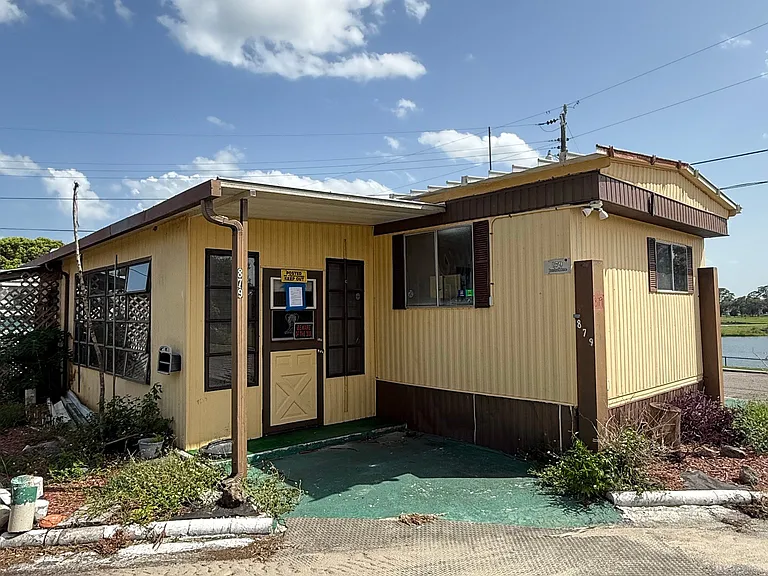 920 Boardwalk Ln #879 — Photo 1