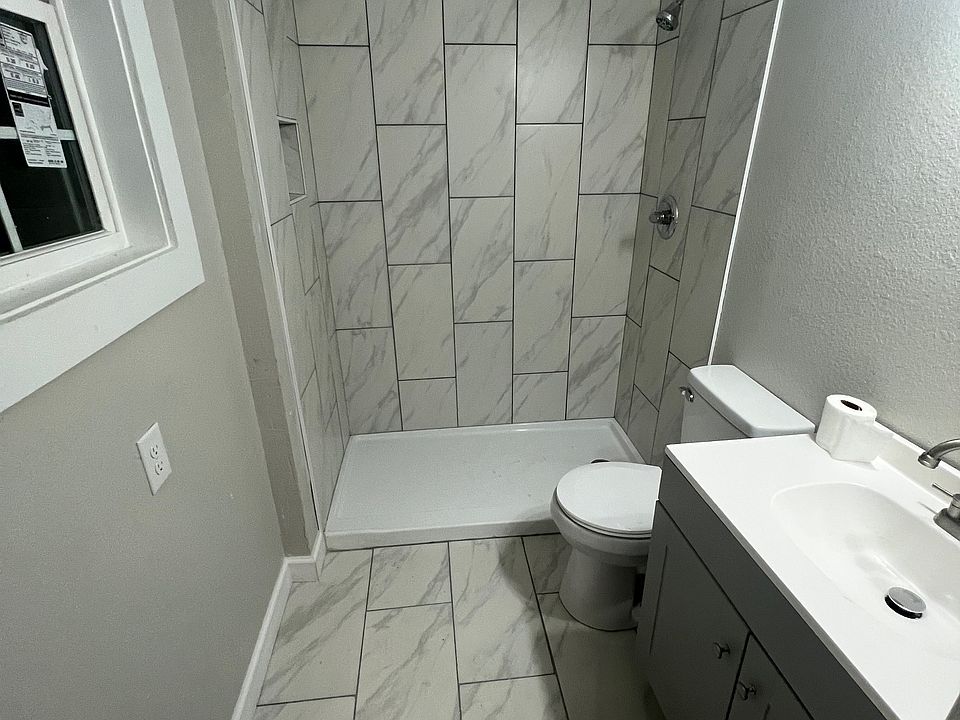 2nd image of 650 50th St