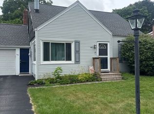 143 Dormar Dr, North Syracuse, NY 13212