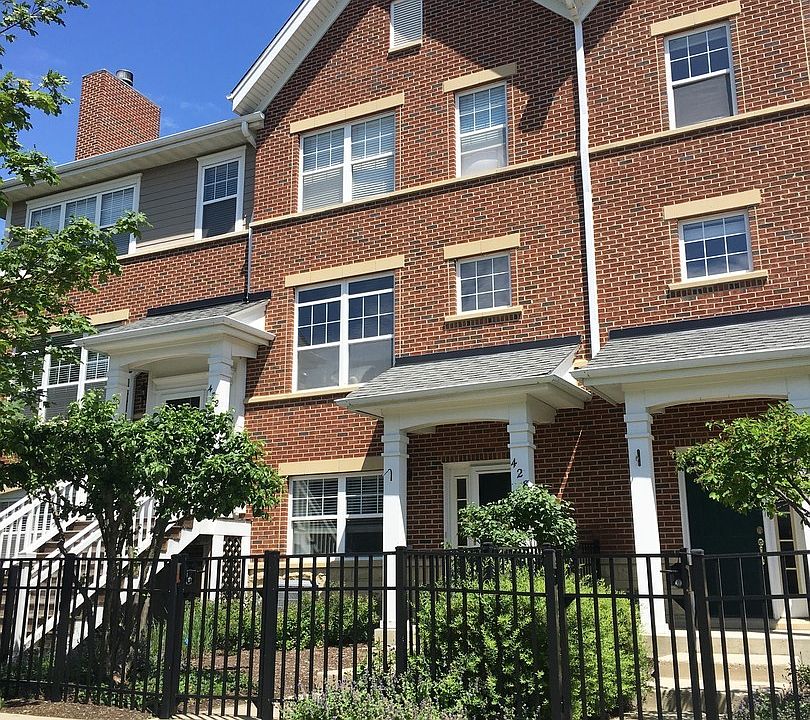 1st image of 428 W Wood St