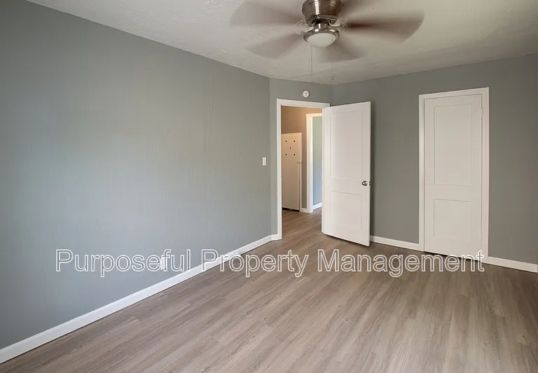 3200 SW 20th St — Photo 14