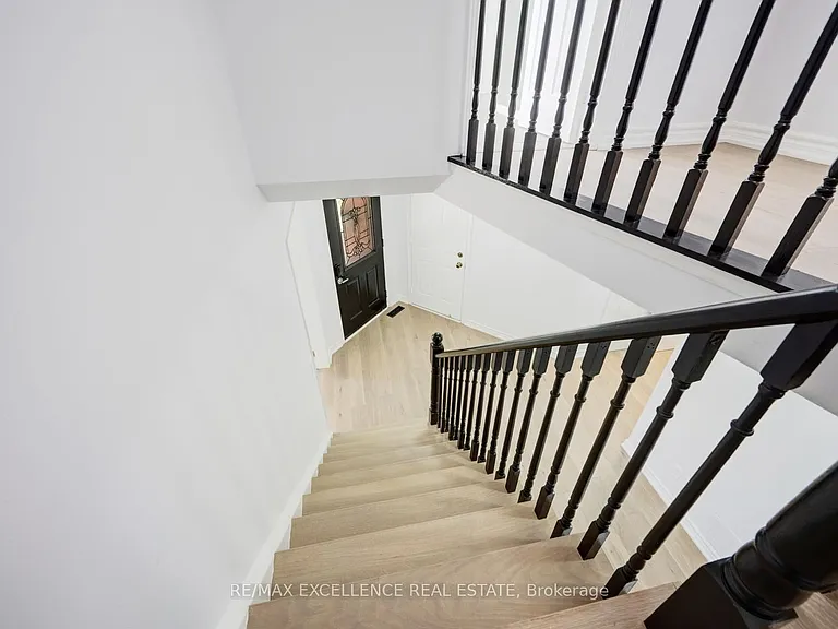 15 Nymark Pl — Photo 17