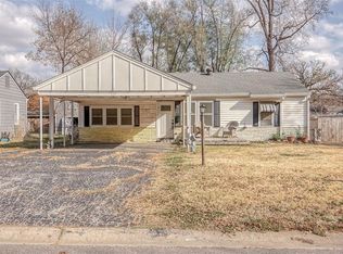 115 Spring Vall, Bonner Springs, KS 66012