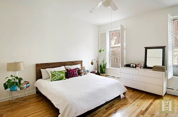 Sold by Halstead Real Estate | media 10