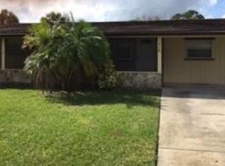 458 Banyan St, Sebastian, FL 32958