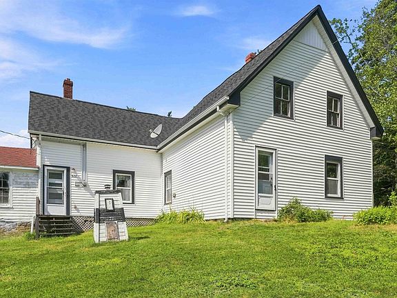 4th image of 601 Seaman St E