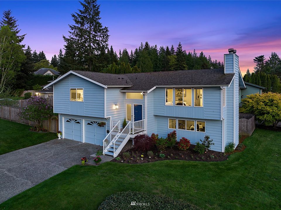 Appreciate the view the moment you pull into the driveway