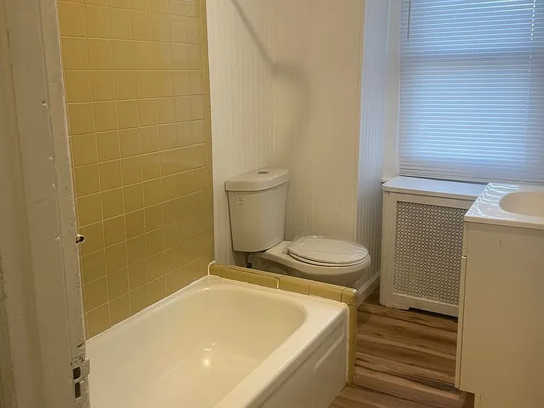 5617 W Girard Ave — Photo 10