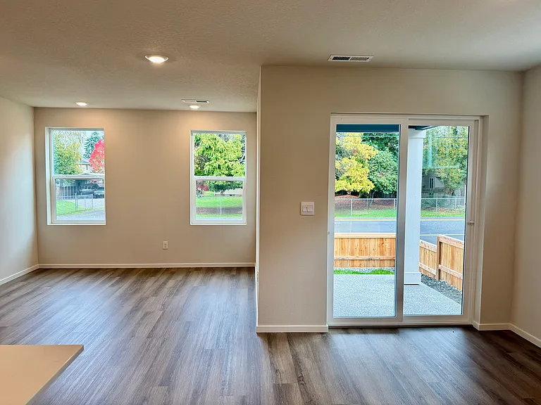 5401 NE 66th Pl — Photo 29