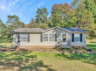 6347 Burnt Chimney Rd, Wirtz, VA 24184
