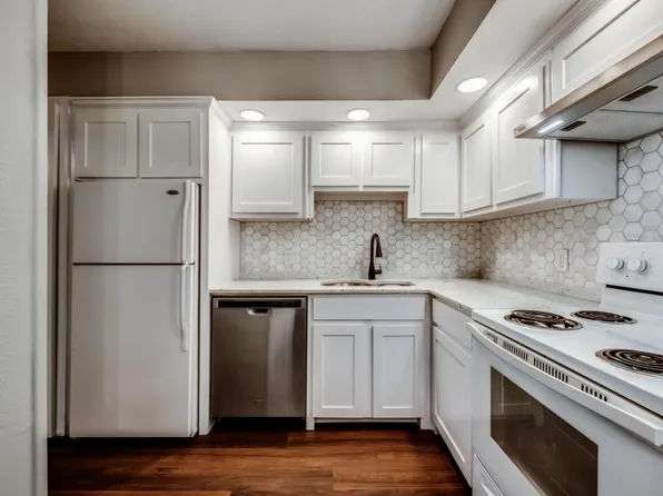 1328 S Henderson St APT 1, Fort Worth, TX 76104