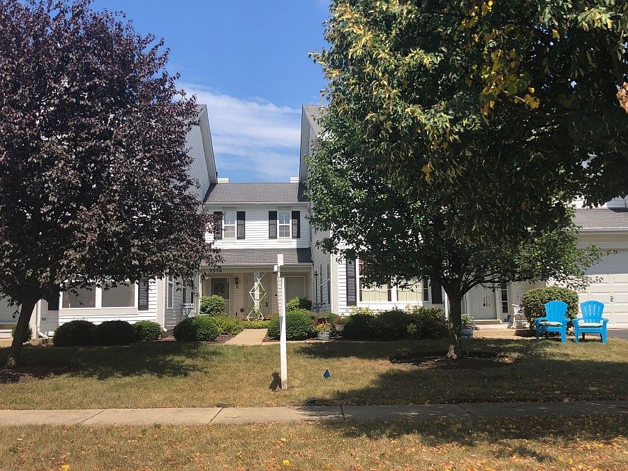 1st image of 2556 Dickens Dr