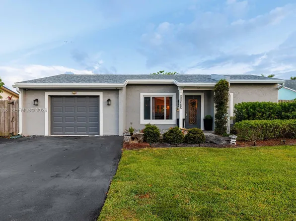 11660 NW 38th Pl, Sunrise, FL 33323