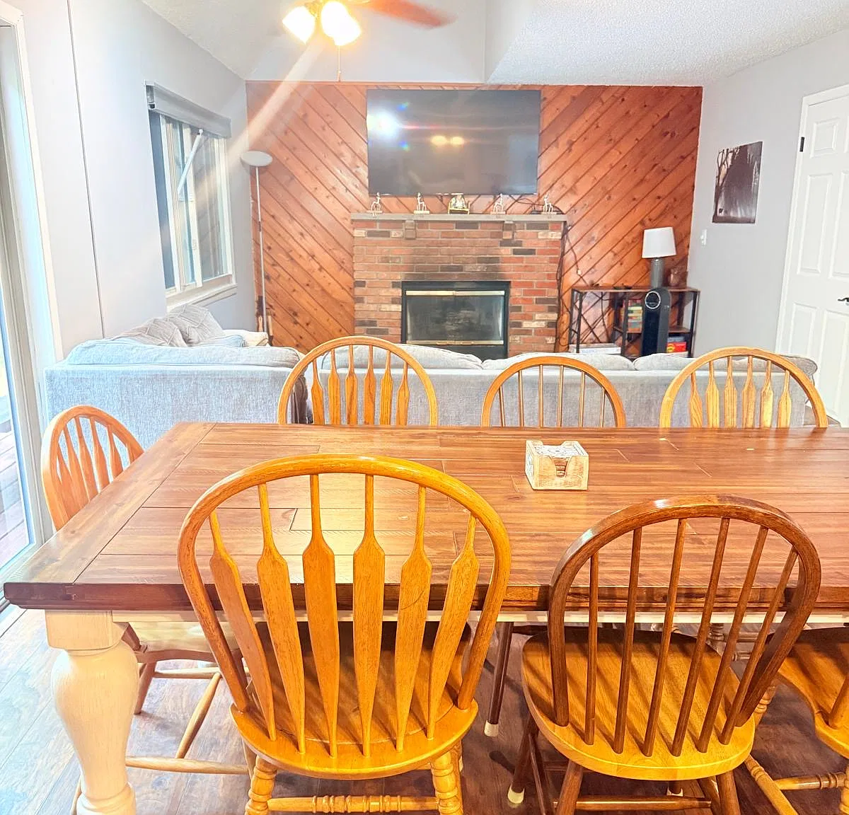 3 bed, 1516 sqft, $2,100 — Photo 4