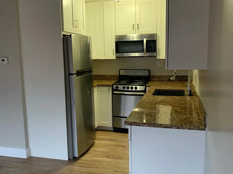 735 N Amphlett Blvd #2 — Photo 7