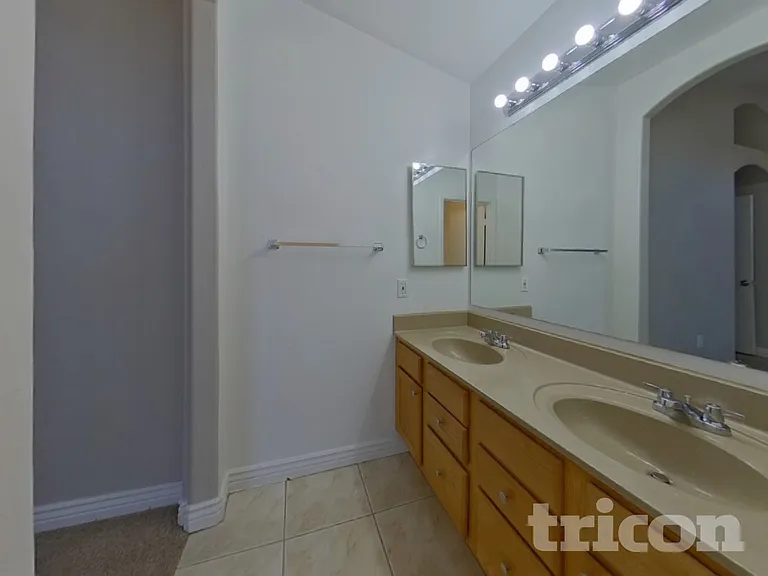 7442 E Naranja Ave — Photo 9
