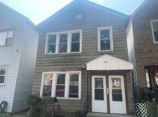 539 W 45th St, Chicago, IL 60609