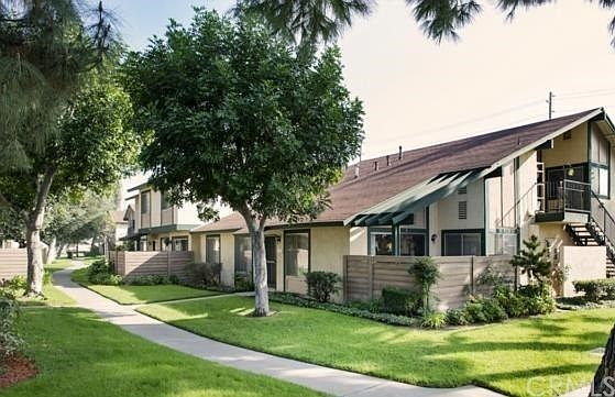 1st image of 1704 N Willow Woods Dr Unit D