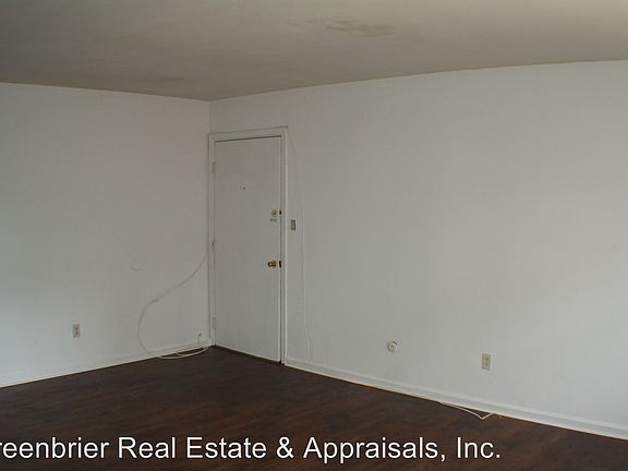4th image of 9642 Sherwood Pl APT 4