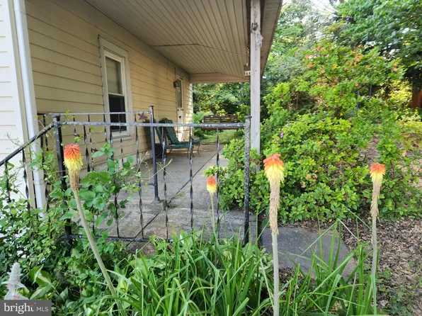 13 W Kendig Rd, Willow Street, PA 17584