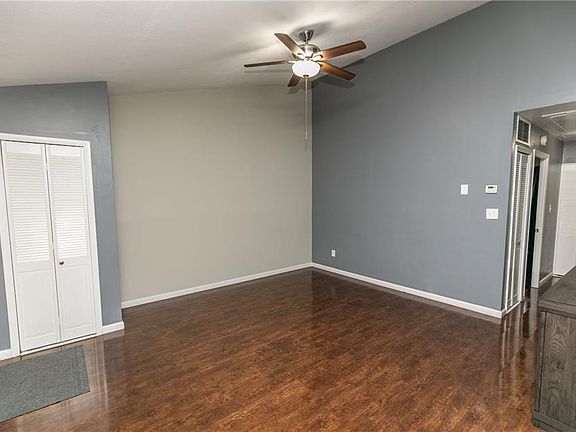 4th image of 21896 River Oaks Dr APT 6C