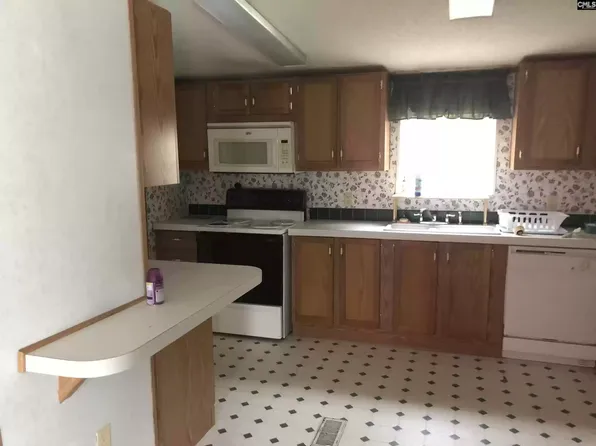 5 Shorty Ct, Camden, SC 29020