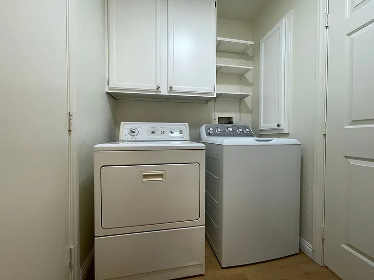 1517 Cross Country St — Photo 24