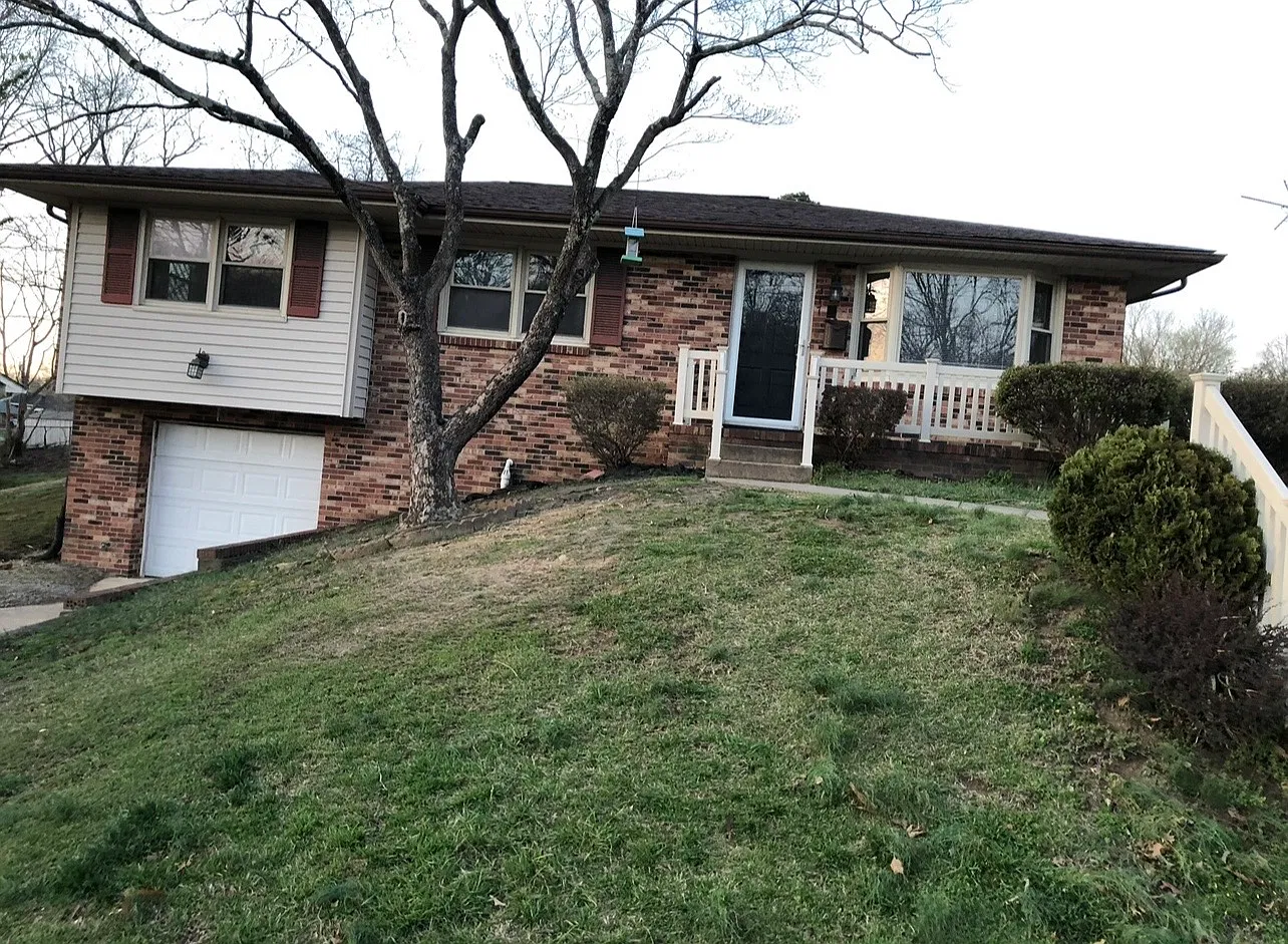 4 bed, 2.5 bath, 1871 sqft, $1,800 — Photo 4