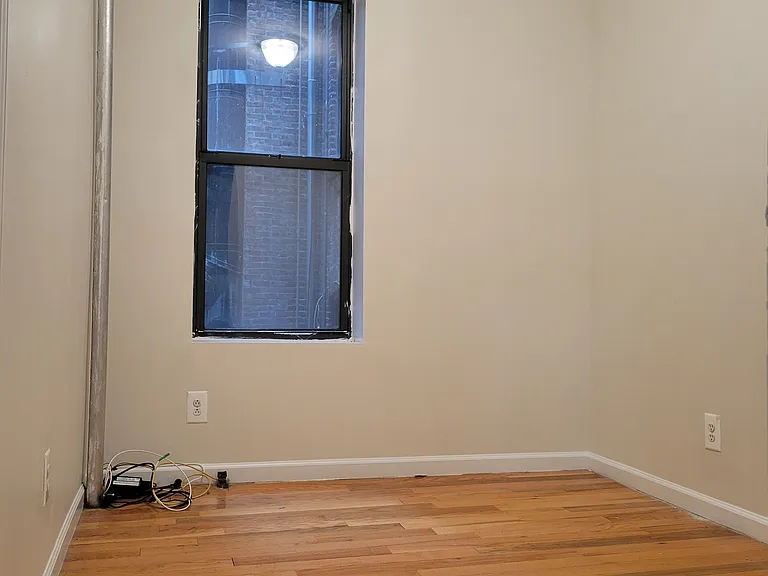 148 W 67th St #10 — Photo 3