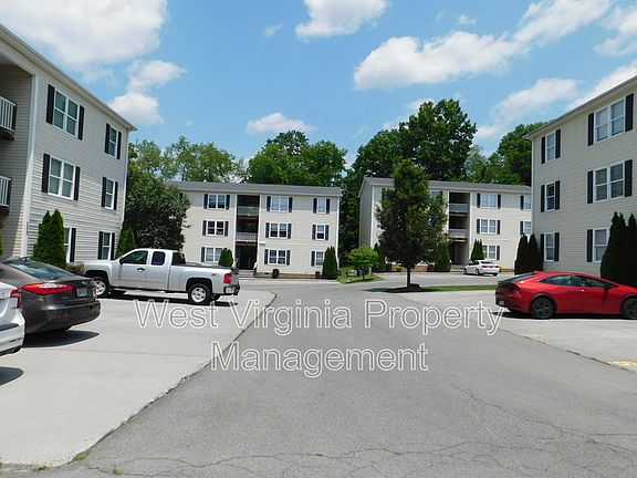 4th image of 212 Cardinal Way Unit 63