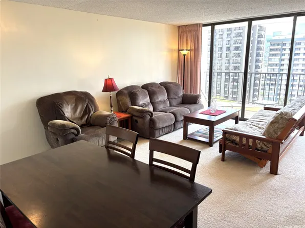 201 Ohua Ave #1213-II, Honolulu, HI 96815