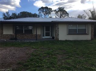 21560 Center St #S, Alva, FL 33920