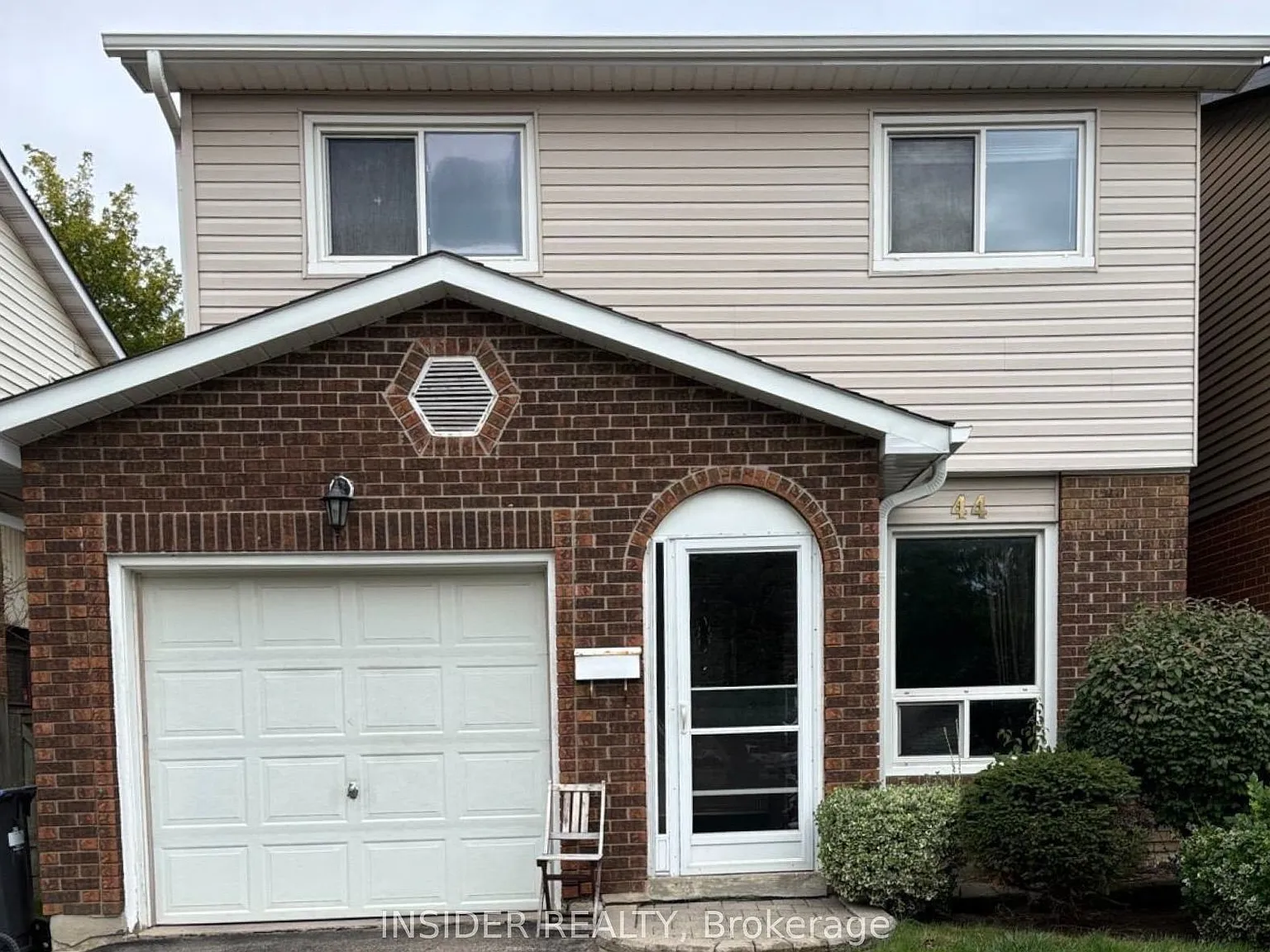 4 bed, $2,890 — Photo 1