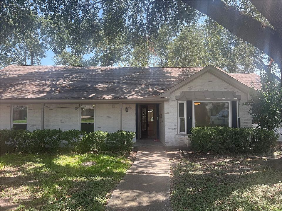 1st image of 7819 Skyline Dr