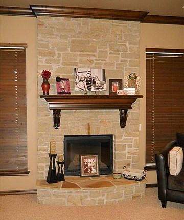 4th image of 3215 S Black Oak Dr