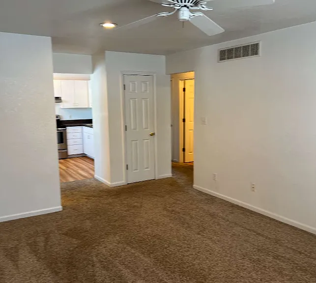713 Cedar Dr #A — Photo 3