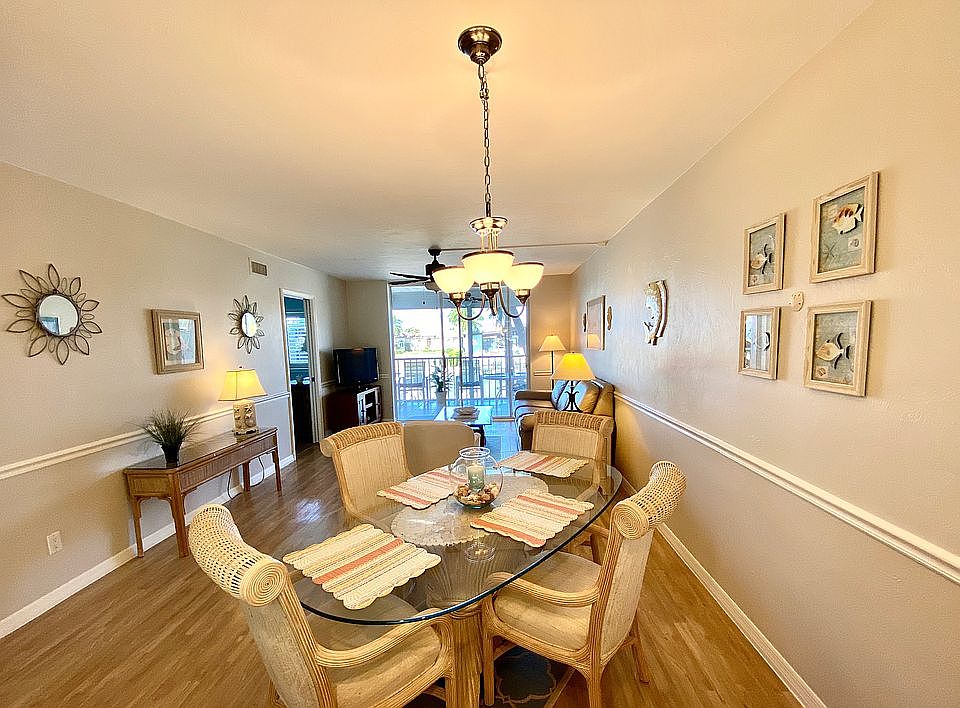 1st image of 893 Collier Ct #3-202