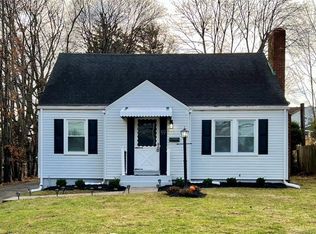 99 Jordan Ln, Wethersfield, CT 06109