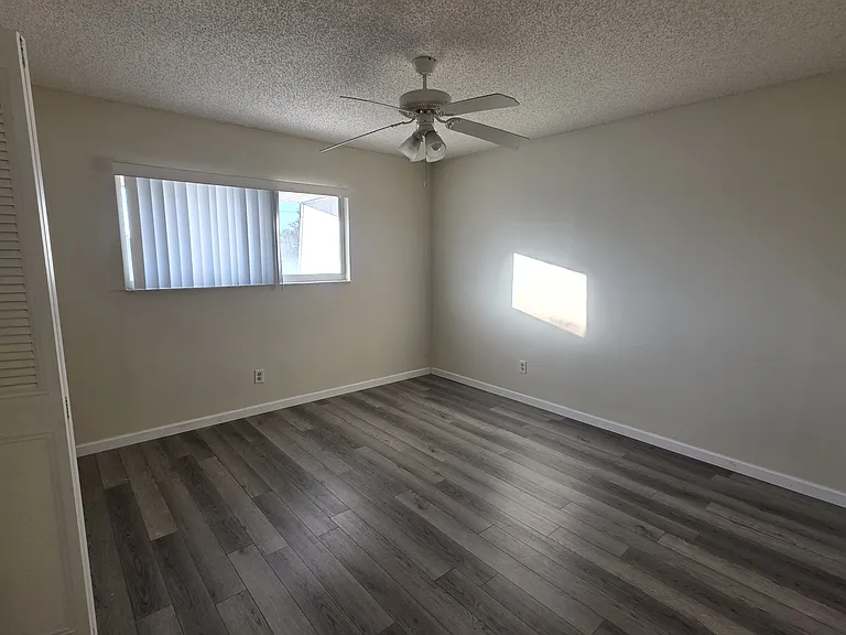 55 Vining Ct #206 — Photo 17