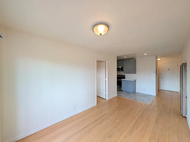 2404 Fulton Street — Photo 13