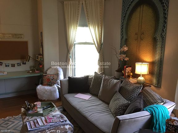 417 beacon #2f Boston - Back Bay Unit Photo 10