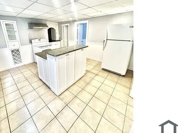 6 Berkeley St, Worcester, MA